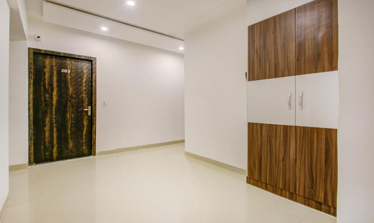 Treebo Kings Inn Vashi Navi Mumbai Exteriör bild